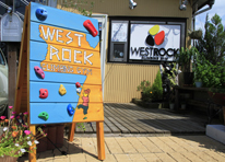 ウエストロックの店舗入口