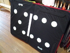 domino